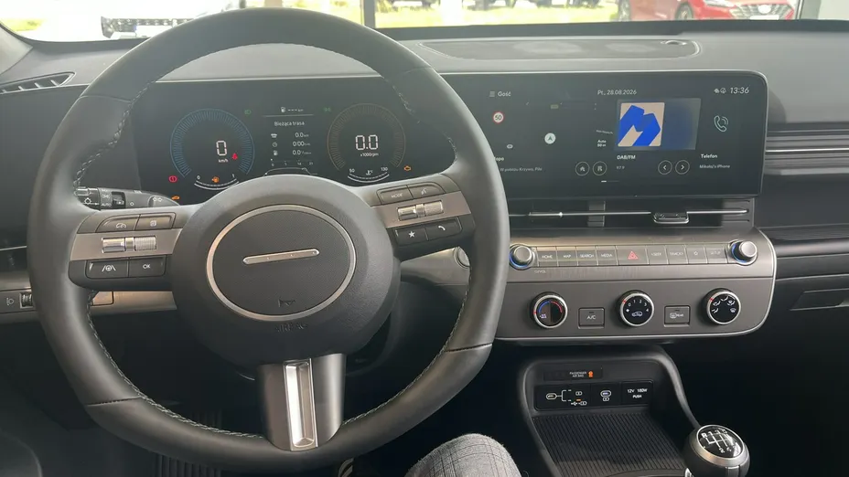 HYUNDAI Kona -