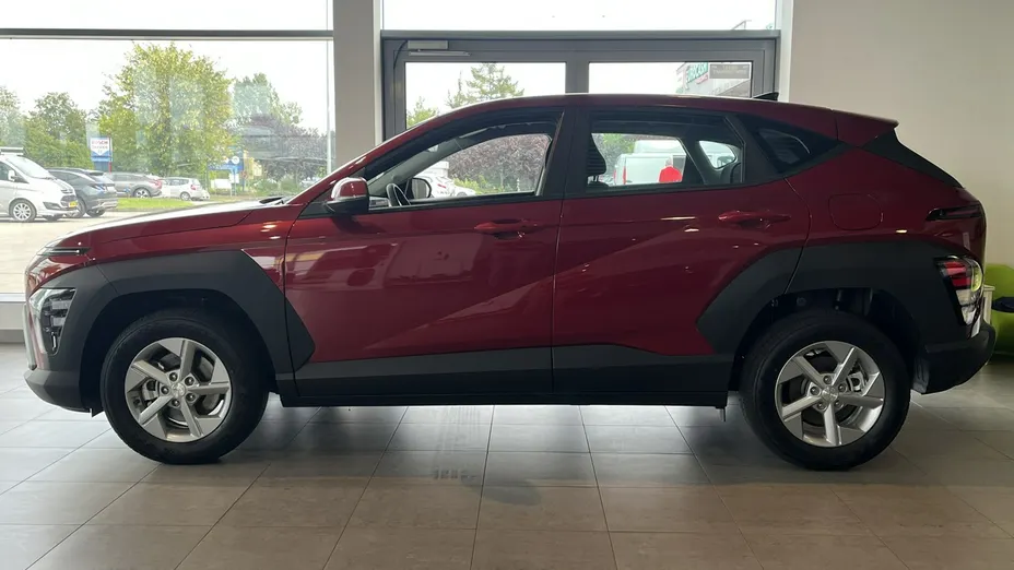 HYUNDAI Kona -