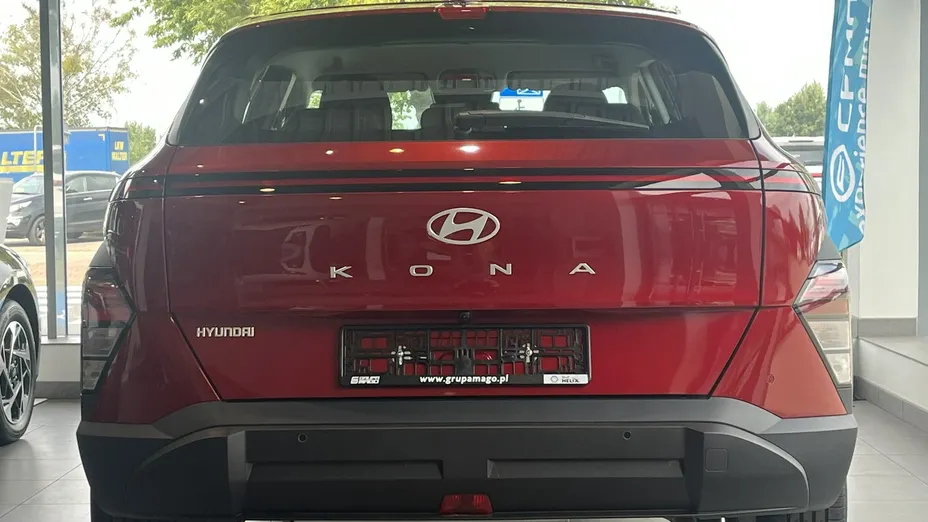 HYUNDAI Kona -