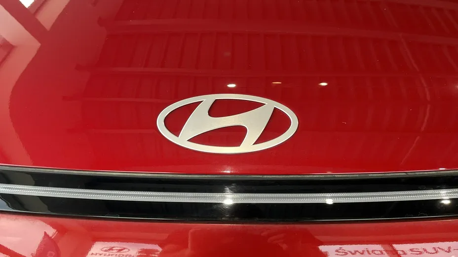 HYUNDAI Kona -