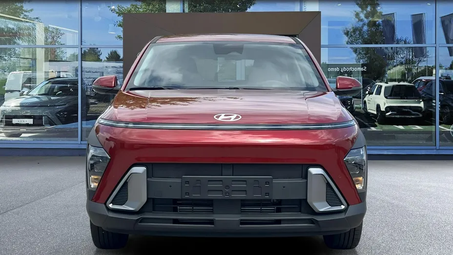 HYUNDAI Kona -