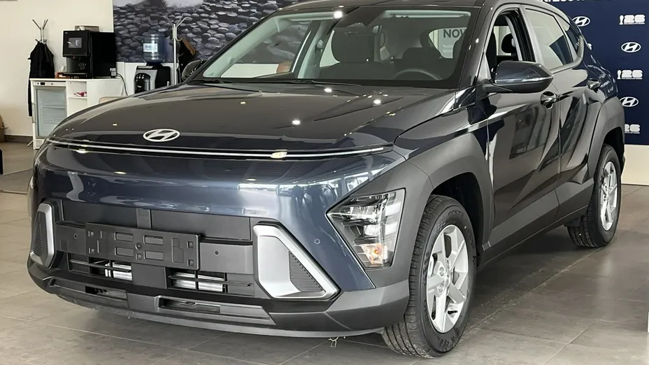 HYUNDAI Kona -