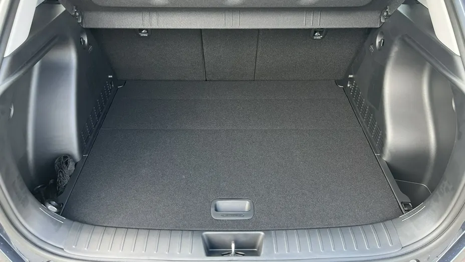 HYUNDAI Kona -