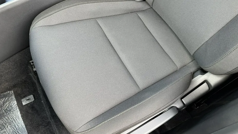 HYUNDAI Kona -