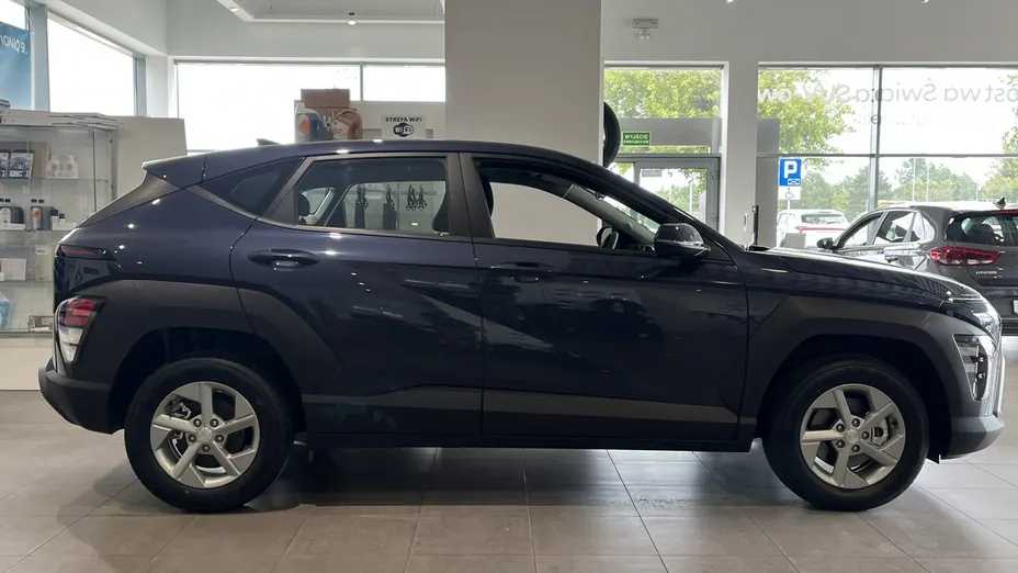 HYUNDAI Kona -