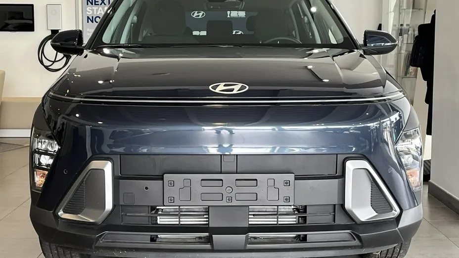 HYUNDAI Kona -