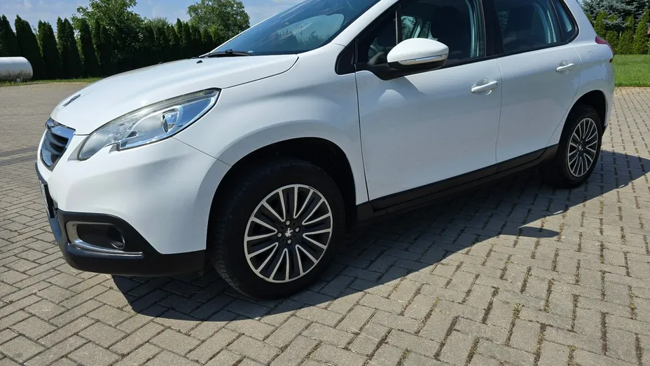 PEUGEOT 2008 -