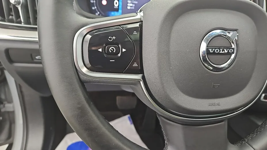 VOLVO V60 -