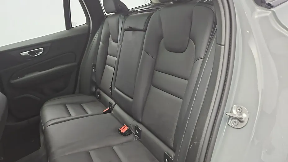 VOLVO V60 -