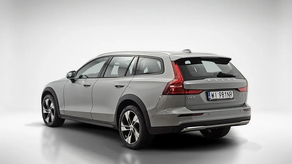 VOLVO V60 -
