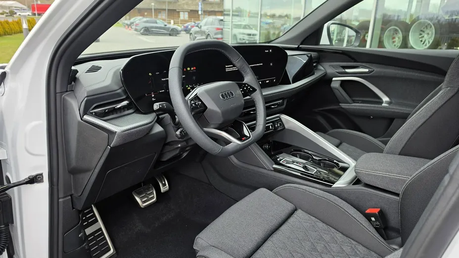 AUDI Q5 -