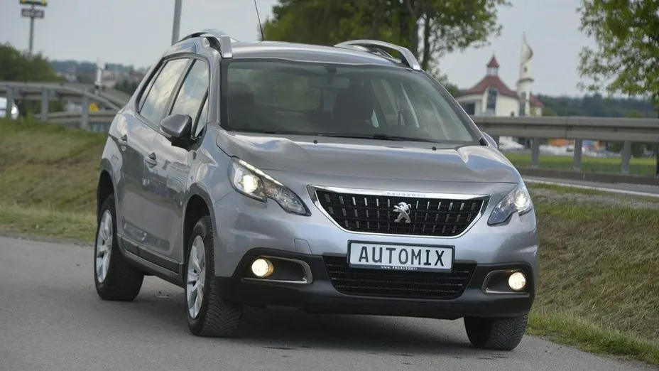PEUGEOT 2008 -