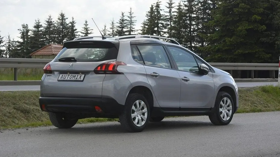 PEUGEOT 2008 -