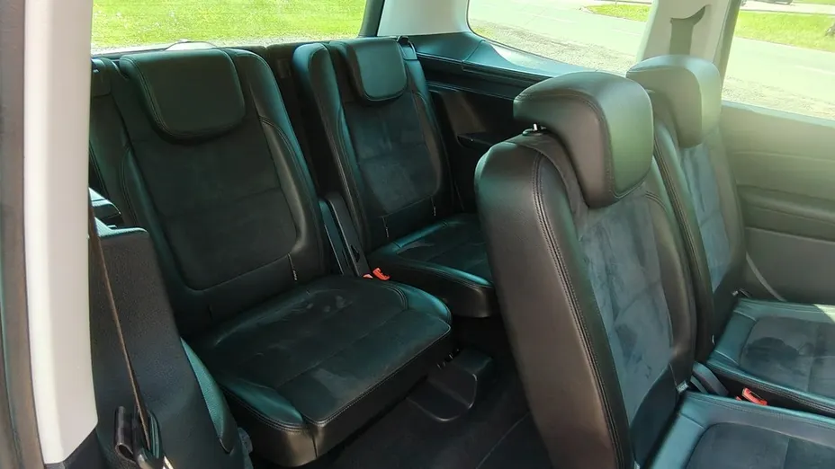 VOLKSWAGEN Sharan -