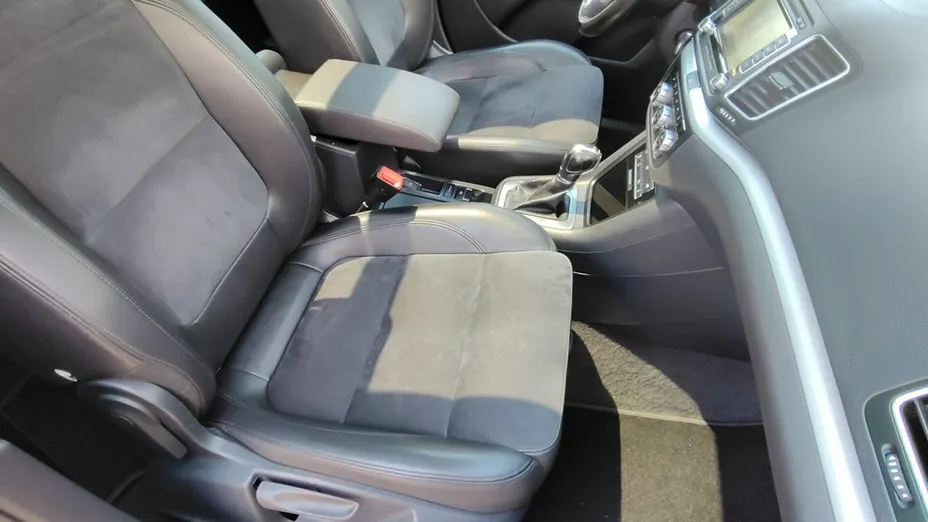 VOLKSWAGEN Sharan -