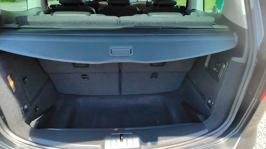 VOLKSWAGEN Sharan -
