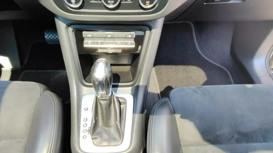 VOLKSWAGEN Sharan -