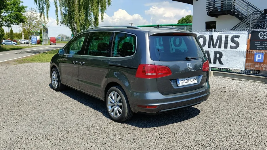 VOLKSWAGEN Sharan -