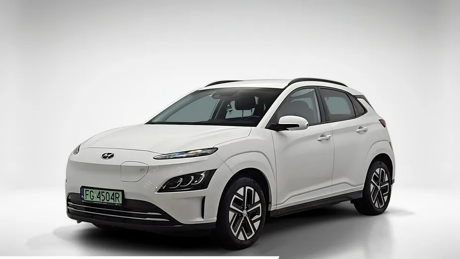 HYUNDAI Kona -