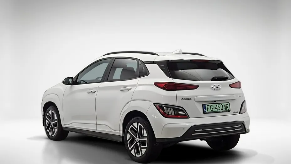 HYUNDAI Kona -