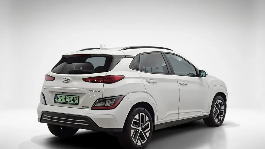 HYUNDAI Kona -