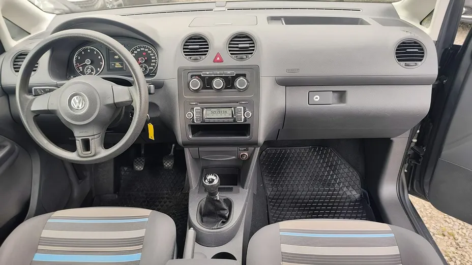 VOLKSWAGEN Caddy -