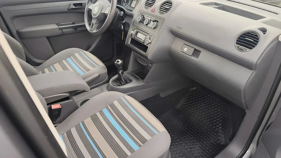 VOLKSWAGEN Caddy -