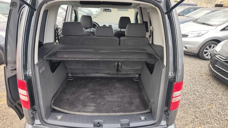VOLKSWAGEN Caddy -