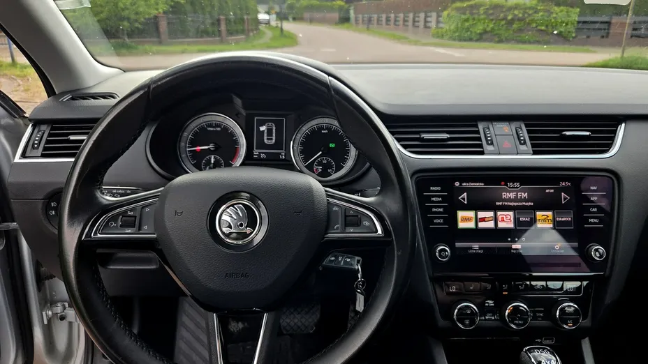 SKODA Octavia -