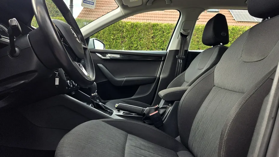 SKODA Octavia -