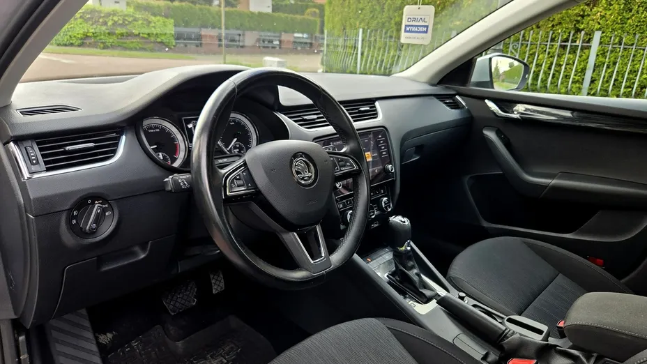 SKODA Octavia -