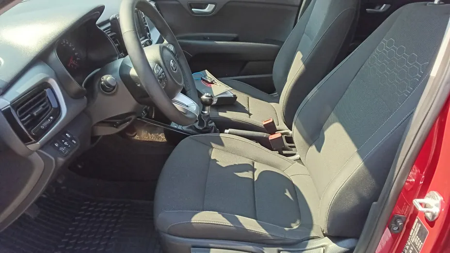 KIA Rio -