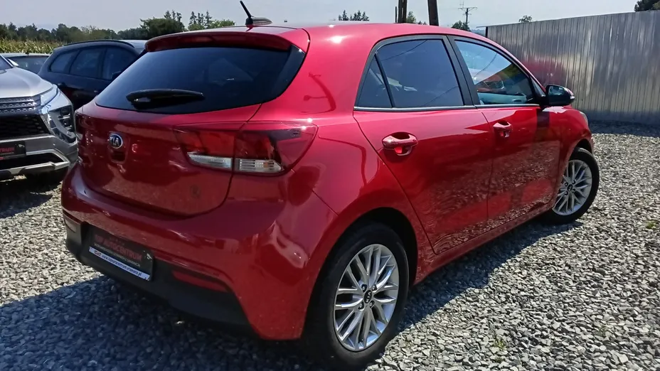 KIA Rio -