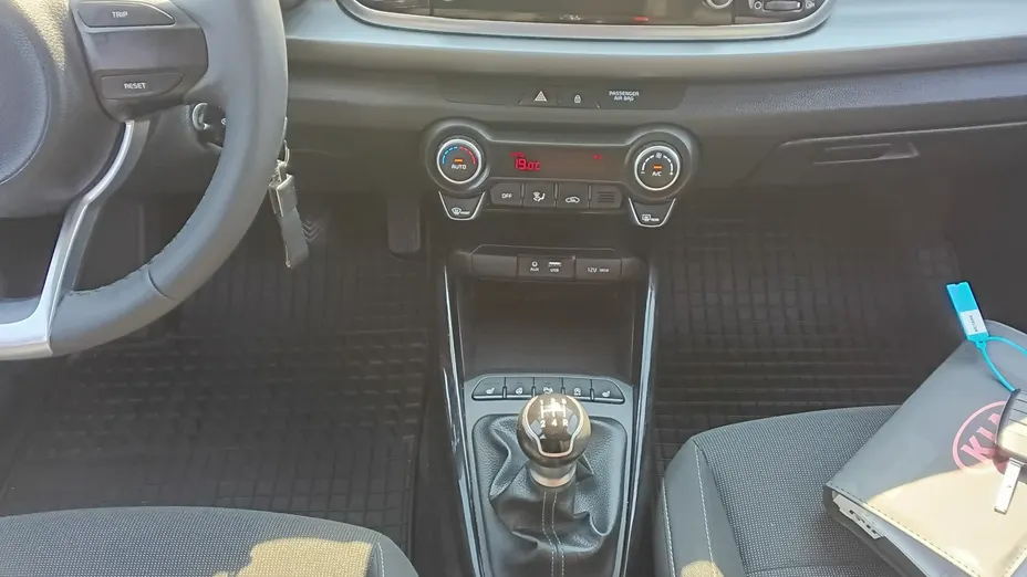 KIA Rio -