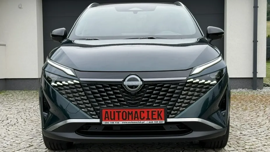 NISSAN Qashqai -