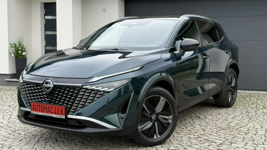 NISSAN Qashqai -