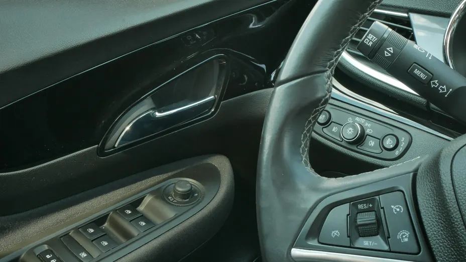 OPEL Mokka -