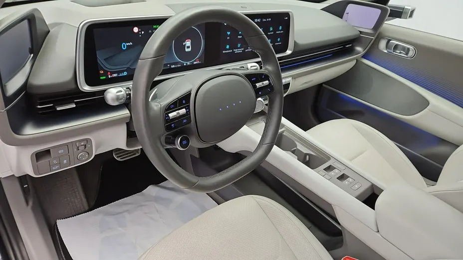 HYUNDAI Ioniq 6 -
