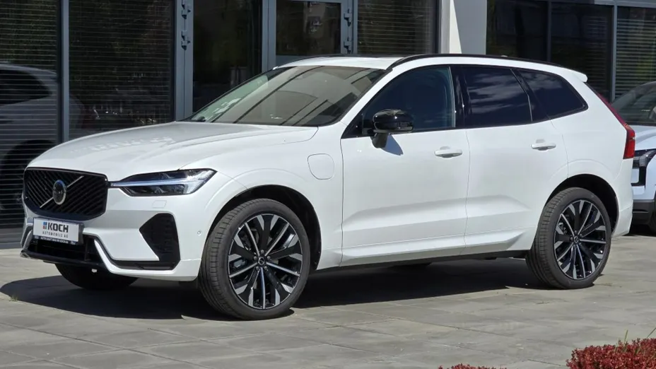 VOLVO XC60 -