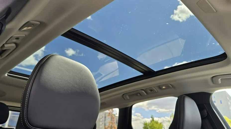 VOLVO XC60 -