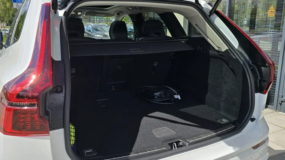 VOLVO XC60 -