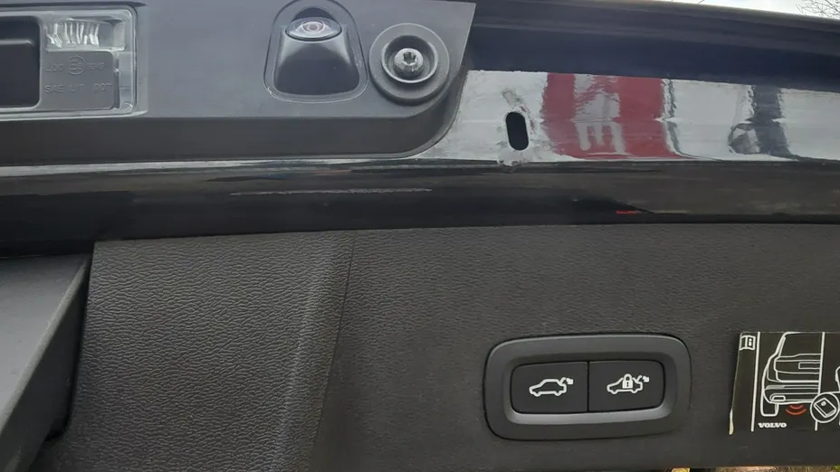 VOLVO XC40 -