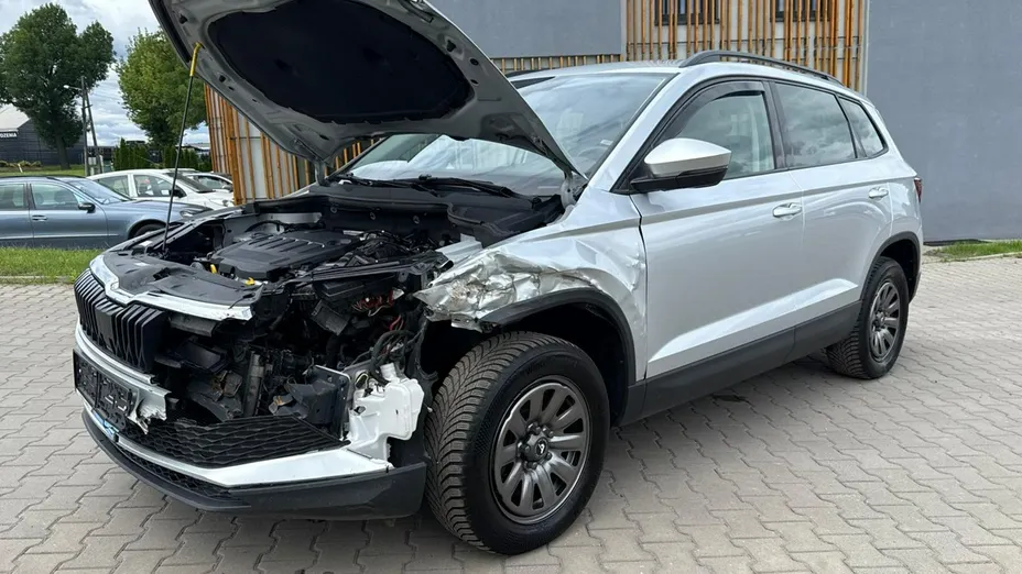 SKODA Karoq -