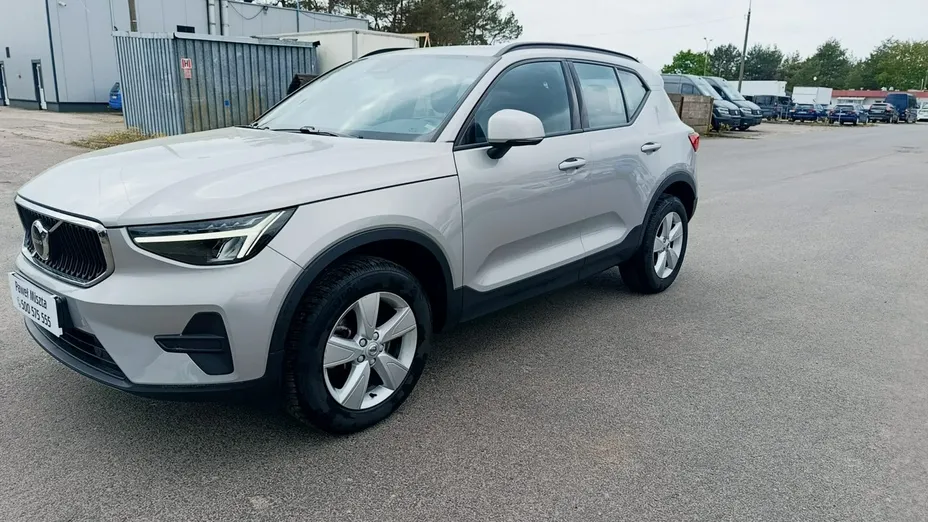 VOLVO XC40 -