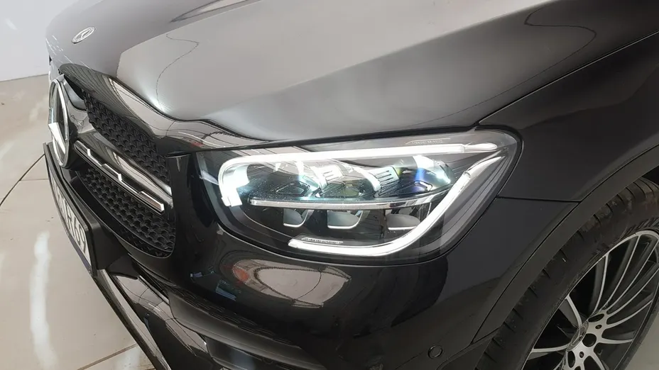 MERCEDES-BENZ GLC -