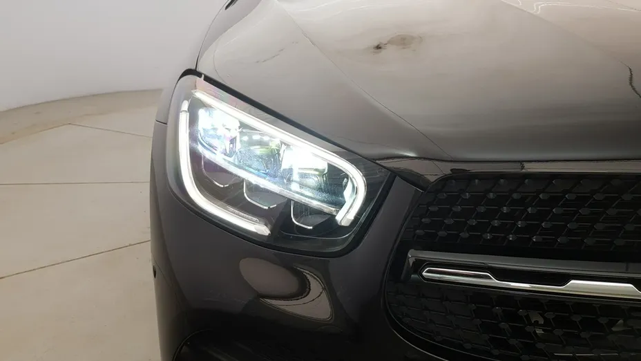 MERCEDES-BENZ GLC -