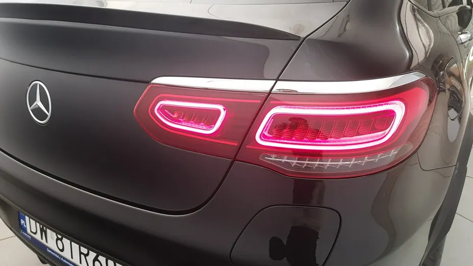 MERCEDES-BENZ GLC -