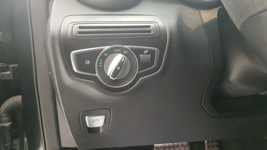 MERCEDES-BENZ GLC -