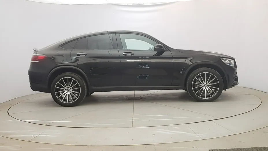 MERCEDES-BENZ GLC -
