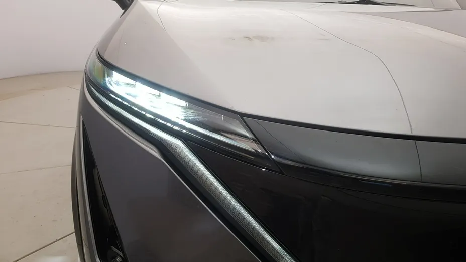 NISSAN Ariya -